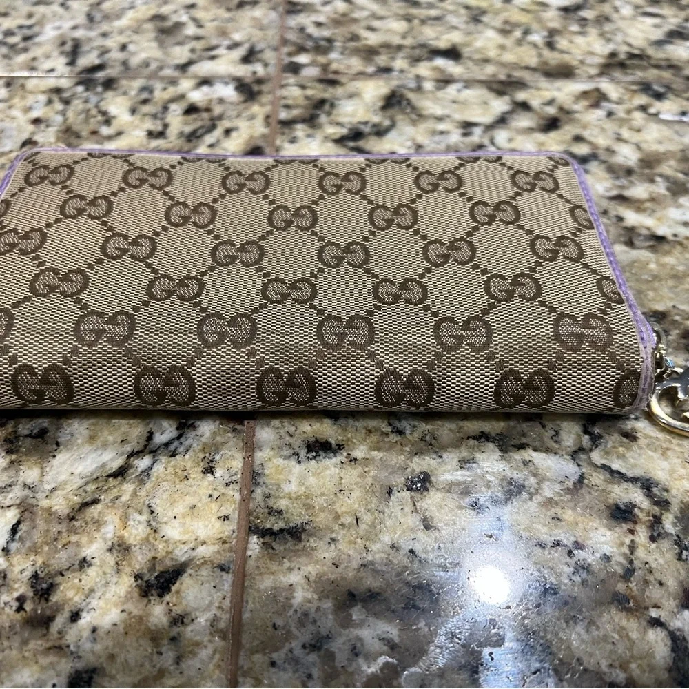 Gucci Brown and Purple Monogram Wallet - Picture 2 of 15